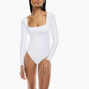 Preloved Babaton contour long sleeve bodysuit size SMALL